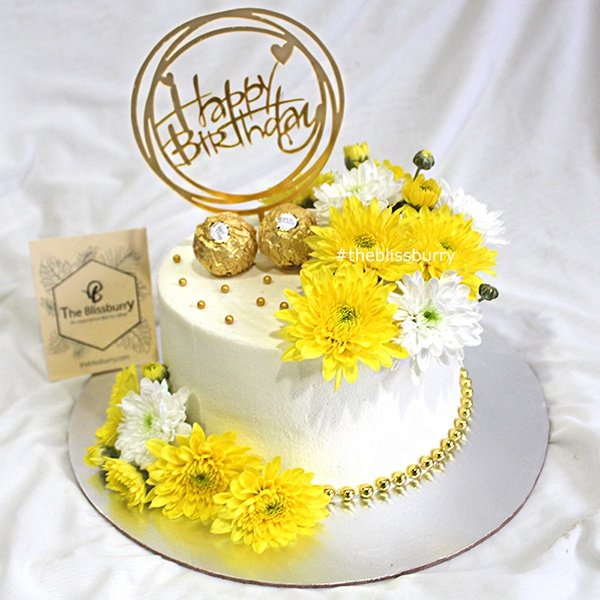 Order Chocolate Cake With Yellow Roses Combo Online, Price Rs.1145 |  FlowerAura
