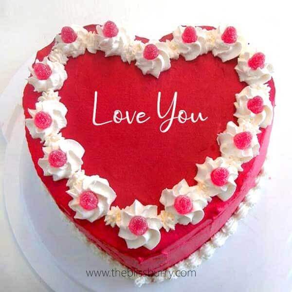 Heart Red Velvet Cake, Packaging Type: Box, Weight: 1kg